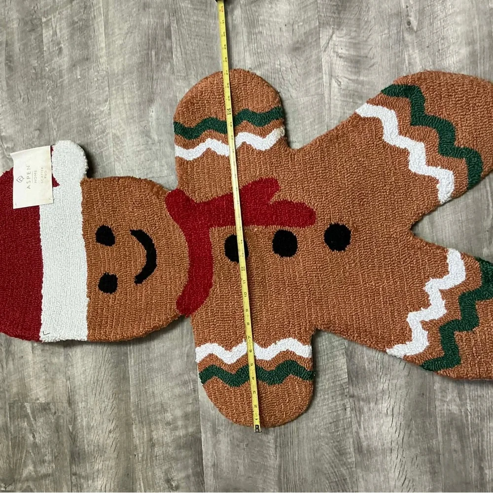 Festive Gingerbread Man Holiday Rug - Picture 3 of 3